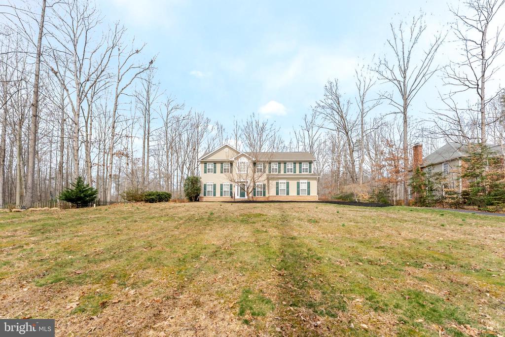 8007 PEMBROKE CIR, SPOTSYLVANIA, Virginia 22551, 4 Bedrooms Bedrooms, ,3 BathroomsBathrooms,Residential,8007 PEMBROKE CIR,VASP2038934 MLS # VASP2038934