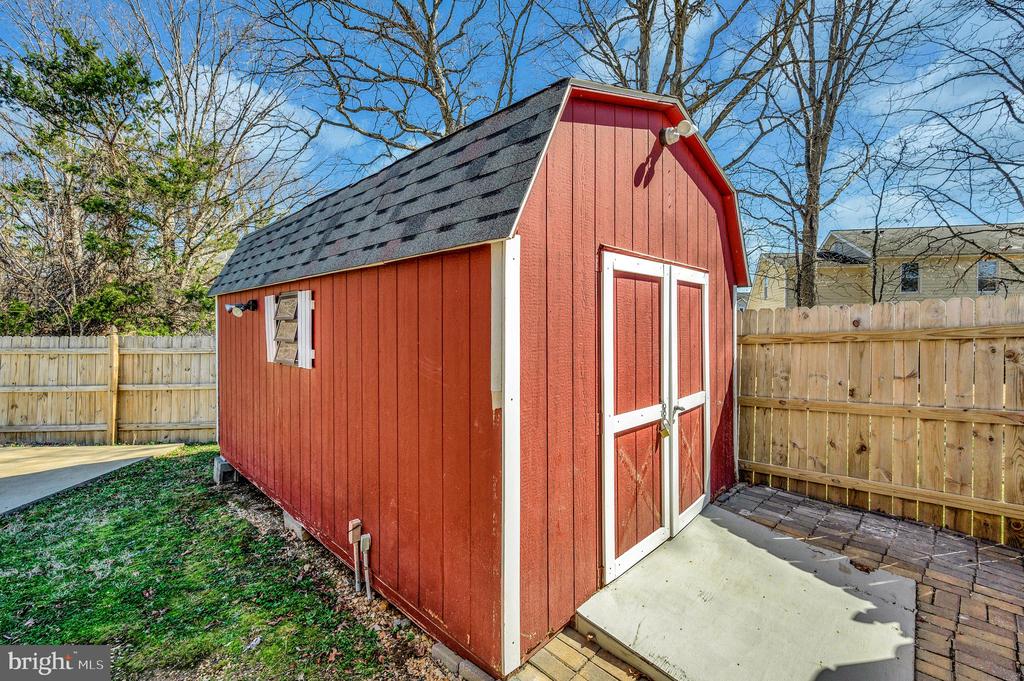 713 SHAMROCK DR, FREDERICKSBURG, Virginia 22407, 4 Bedrooms Bedrooms, ,3 BathroomsBathrooms,Residential,713 SHAMROCK DR,VASP2039752 MLS # VASP2039752