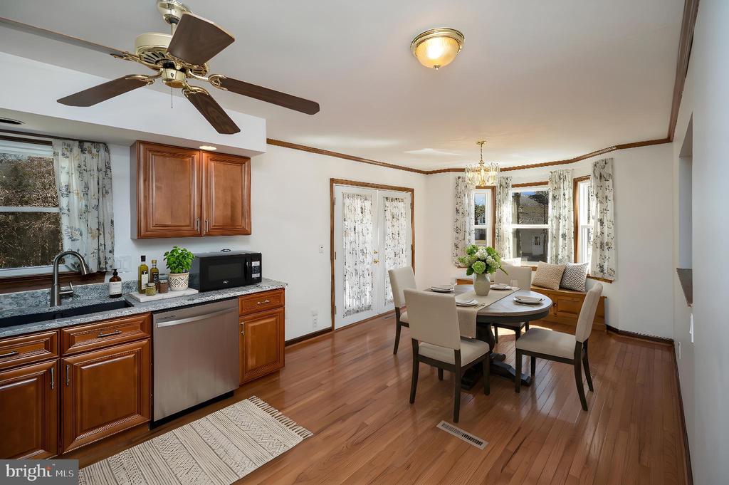 713 SHAMROCK DR, FREDERICKSBURG, Virginia 22407, 4 Bedrooms Bedrooms, ,3 BathroomsBathrooms,Residential,713 SHAMROCK DR,VASP2039752 MLS # VASP2039752