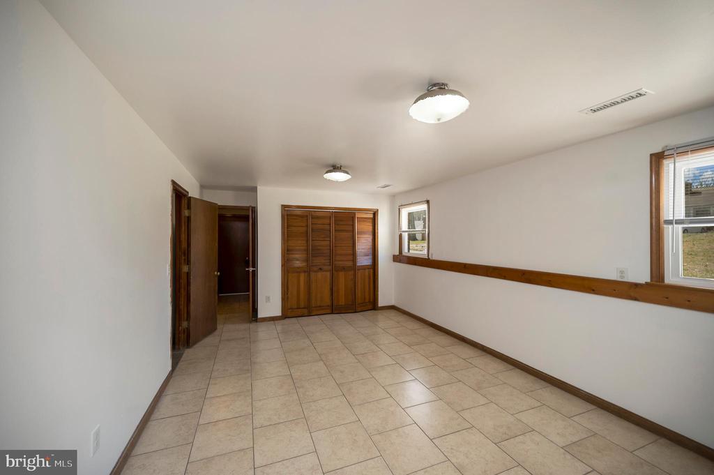 713 SHAMROCK DR, FREDERICKSBURG, Virginia 22407, 4 Bedrooms Bedrooms, ,3 BathroomsBathrooms,Residential,713 SHAMROCK DR,VASP2039752 MLS # VASP2039752