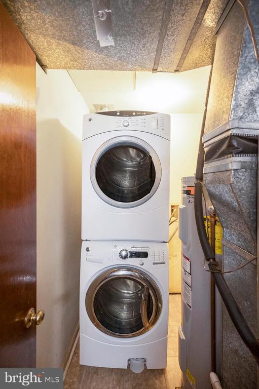 713 SHAMROCK DR, FREDERICKSBURG, Virginia 22407, 4 Bedrooms Bedrooms, ,3 BathroomsBathrooms,Residential,713 SHAMROCK DR,VASP2039752 MLS # VASP2039752