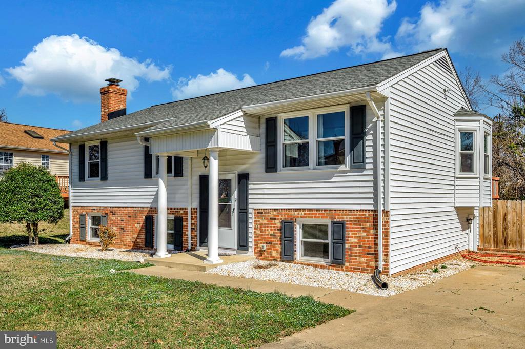 713 SHAMROCK DR, FREDERICKSBURG, Virginia 22407, 4 Bedrooms Bedrooms, ,3 BathroomsBathrooms,Residential,713 SHAMROCK DR,VASP2039752 MLS # VASP2039752