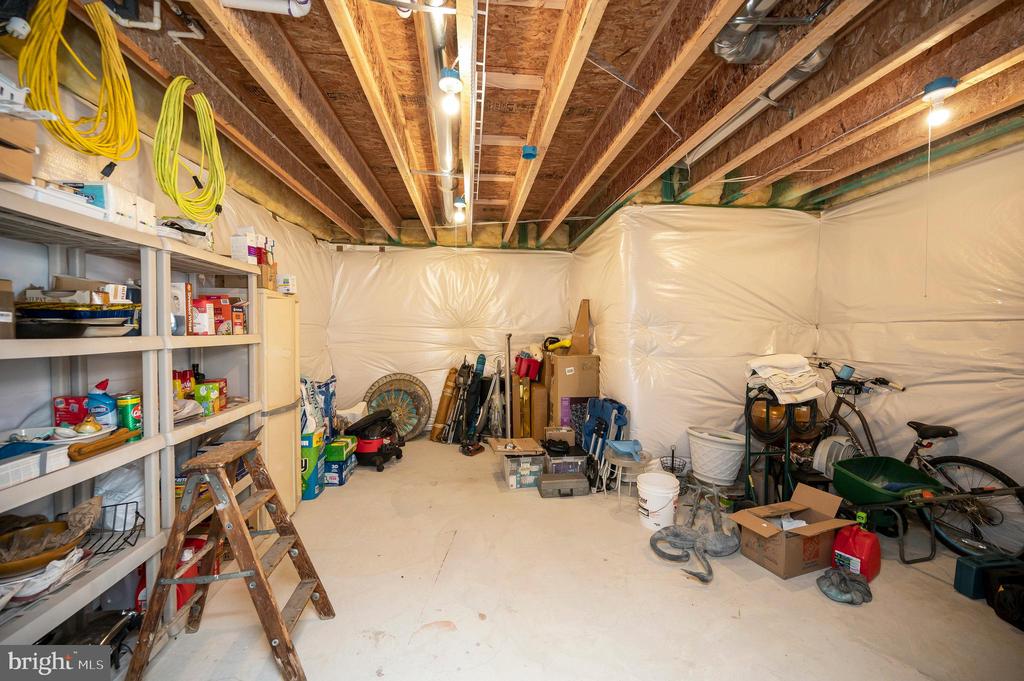 7910 BURBANK AVE, FREDERICKSBURG, Virginia 22407, 3 Bedrooms Bedrooms, ,3 BathroomsBathrooms,Residential,7910 BURBANK AVE,VASP2039818 MLS # VASP2039818