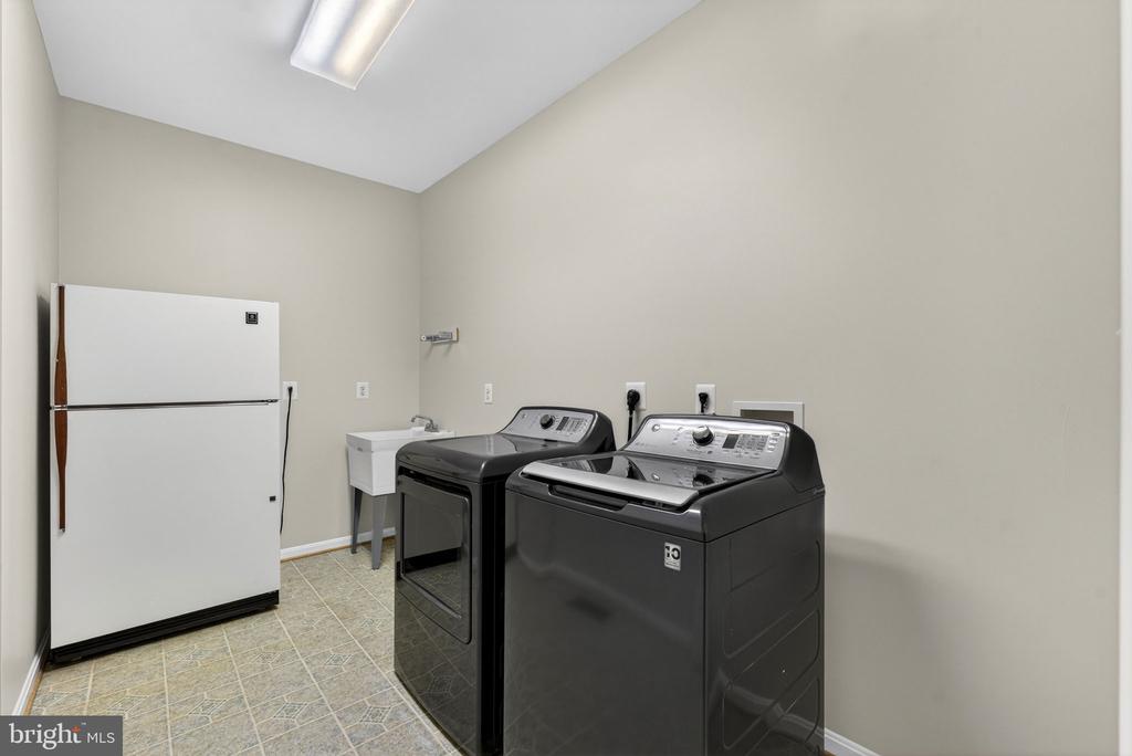 10321 MICHAEL RYAN DR, BEALETON, Virginia, 4 Bedrooms Bedrooms, ,3 BathroomsBathrooms,Residential,10321 MICHAEL RYAN DR,VAFQ2020878 MLS # VAFQ2020878