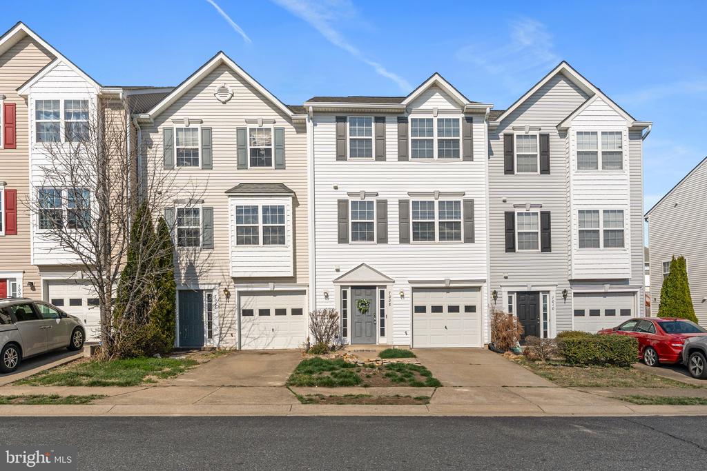 7008 WYTHEVILLE CIR, FREDERICKSBURG, Virginia 22407, 3 Bedrooms Bedrooms, ,2 BathroomsBathrooms,Residential,SALEM FIELDS,7008 WYTHEVILLE CIR,VASP2039960 MLS # VASP2039960