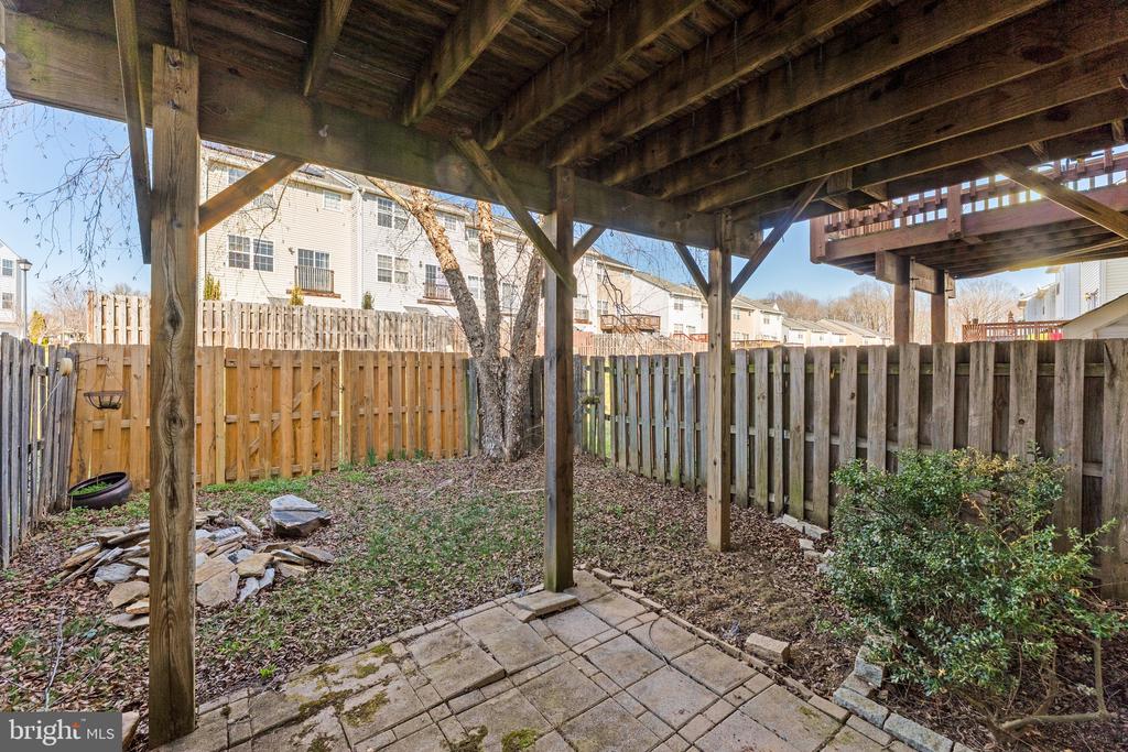 7008 WYTHEVILLE CIR, FREDERICKSBURG, Virginia 22407, 3 Bedrooms Bedrooms, ,2 BathroomsBathrooms,Residential,SALEM FIELDS,7008 WYTHEVILLE CIR,VASP2039960 MLS # VASP2039960