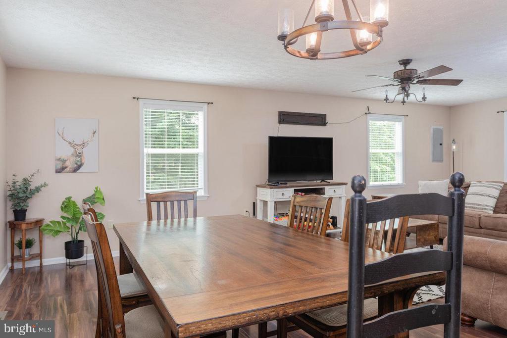 159 PARK VIEW LN, SHENANDOAH, Virginia 22849, 3 Bedrooms Bedrooms, ,2 BathroomsBathrooms,Residential,159 PARK VIEW LN,VAPA2006168 MLS # VAPA2006168