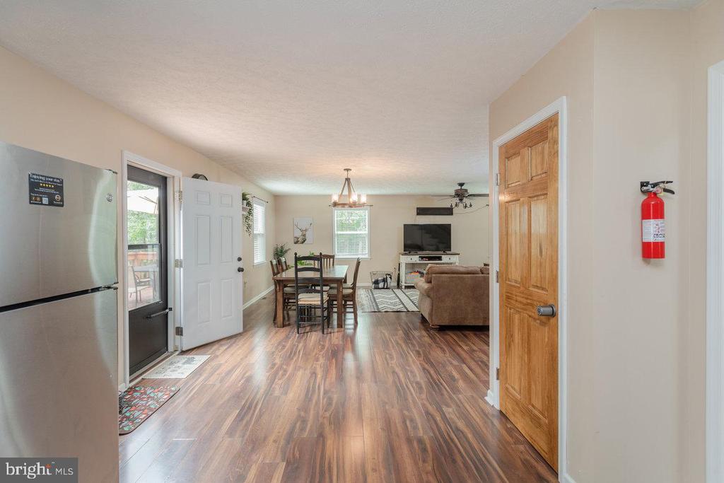 159 PARK VIEW LN, SHENANDOAH, Virginia 22849, 3 Bedrooms Bedrooms, ,2 BathroomsBathrooms,Residential,159 PARK VIEW LN,VAPA2006168 MLS # VAPA2006168