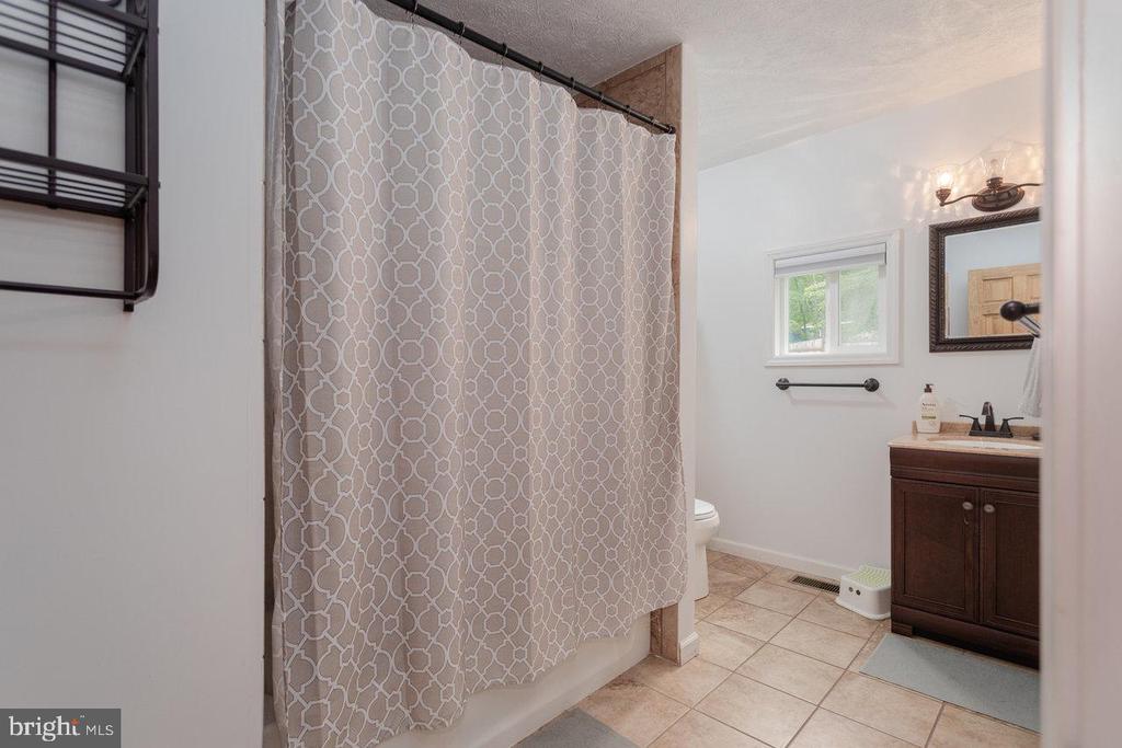 159 PARK VIEW LN, SHENANDOAH, Virginia 22849, 3 Bedrooms Bedrooms, ,2 BathroomsBathrooms,Residential,159 PARK VIEW LN,VAPA2006168 MLS # VAPA2006168