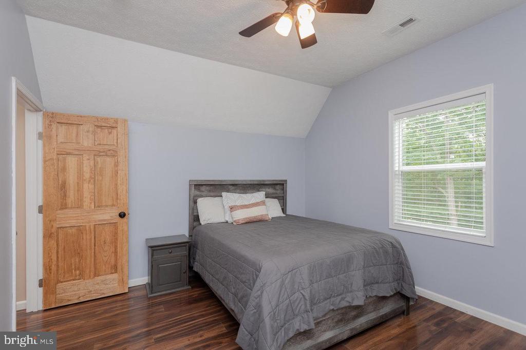 159 PARK VIEW LN, SHENANDOAH, Virginia 22849, 3 Bedrooms Bedrooms, ,2 BathroomsBathrooms,Residential,159 PARK VIEW LN,VAPA2006168 MLS # VAPA2006168