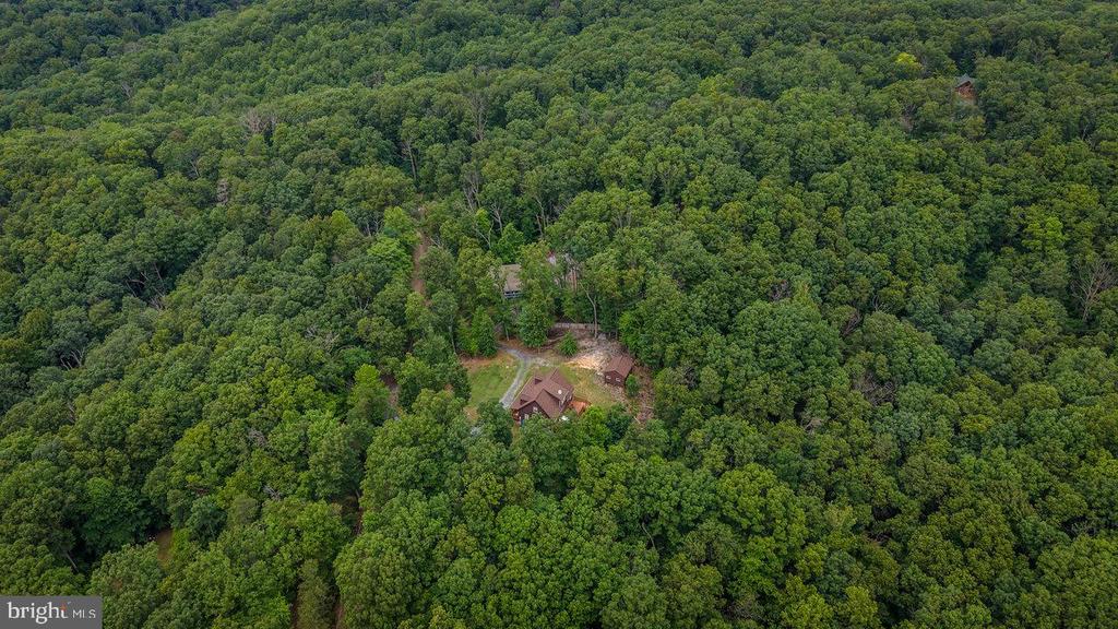 159 PARK VIEW LN, SHENANDOAH, Virginia 22849, 3 Bedrooms Bedrooms, ,2 BathroomsBathrooms,Residential,159 PARK VIEW LN,VAPA2006168 MLS # VAPA2006168