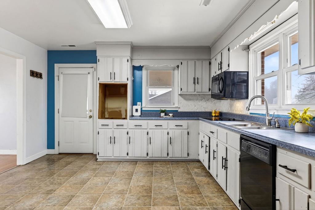 138 TINKLING SPRING RD, FISHERSVILLE, Virginia 22939, 3 Bedrooms Bedrooms, ,2 BathroomsBathrooms,Residential,138 TINKLING SPRING RD,673797 MLS # 673797