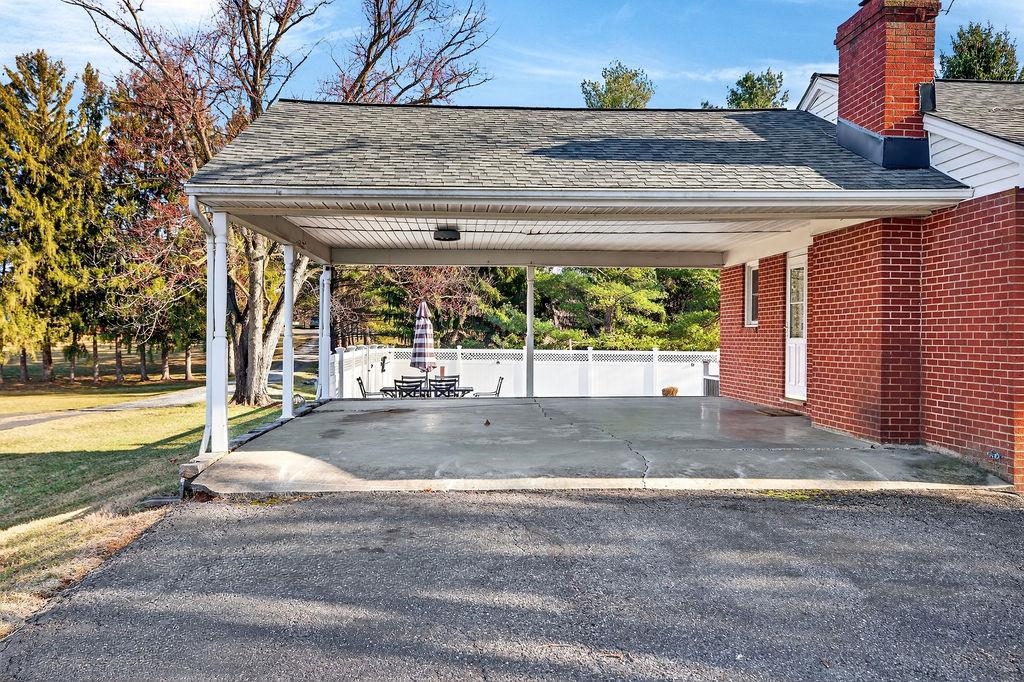 138 TINKLING SPRING RD, FISHERSVILLE, Virginia 22939, 3 Bedrooms Bedrooms, ,2 BathroomsBathrooms,Residential,138 TINKLING SPRING RD,673797 MLS # 673797