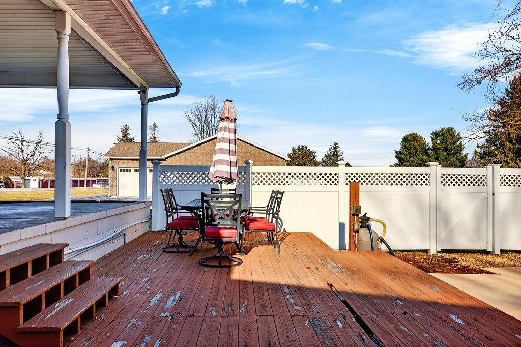 138 TINKLING SPRING RD, FISHERSVILLE, Virginia 22939, 3 Bedrooms Bedrooms, ,2 BathroomsBathrooms,Residential,138 TINKLING SPRING RD,673797 MLS # 673797