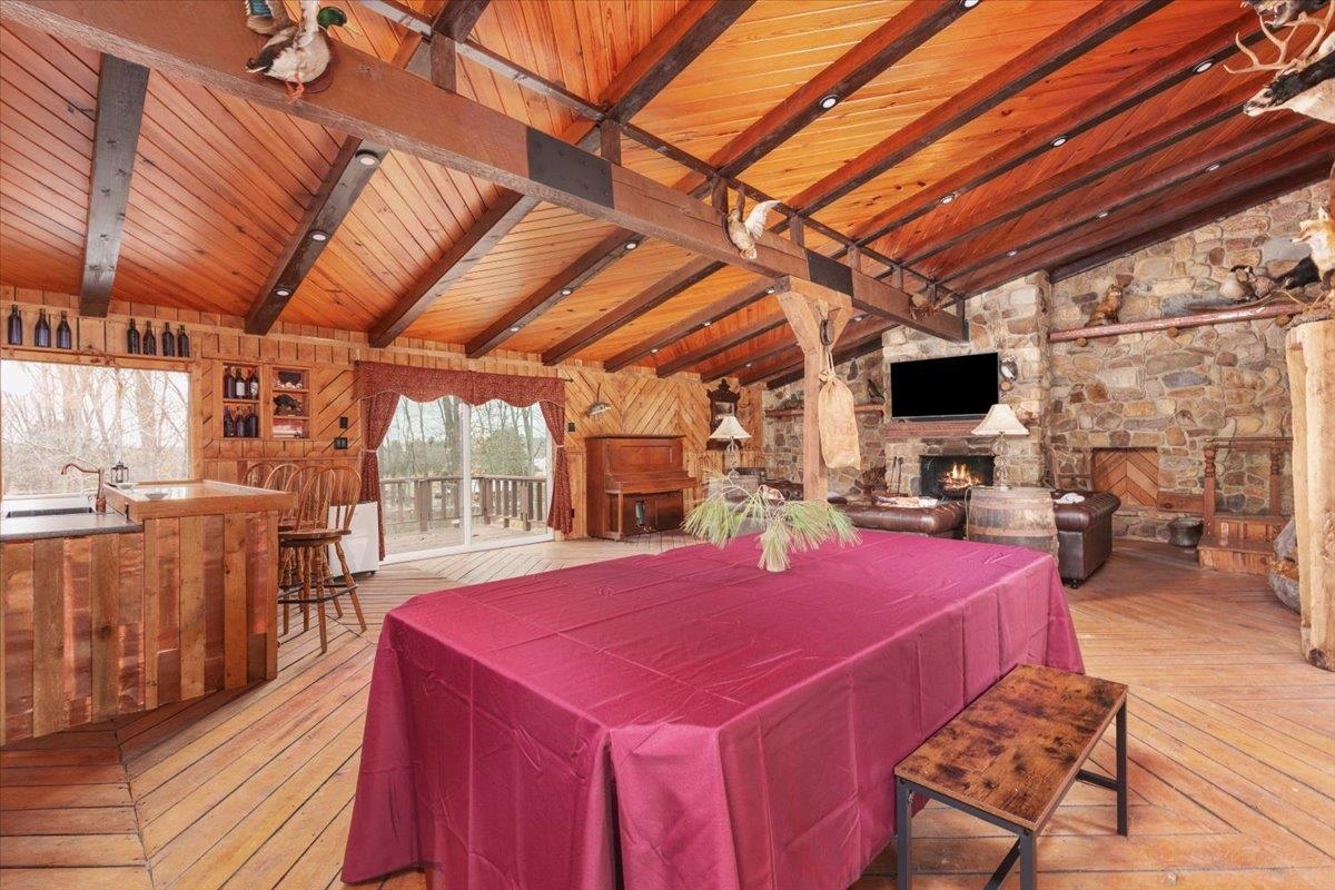 612 PAINE RUN RD, GROTTOES, Virginia 24441, 3 Bedrooms Bedrooms, ,2 BathroomsBathrooms,Residential,612 PAINE RUN RD,673986 MLS # 673986