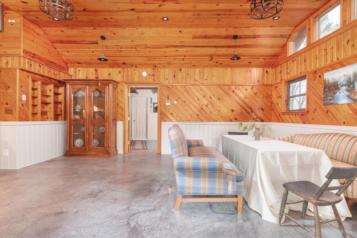 612 PAINE RUN RD, GROTTOES, Virginia 24441, 3 Bedrooms Bedrooms, ,2 BathroomsBathrooms,Residential,612 PAINE RUN RD,673986 MLS # 673986