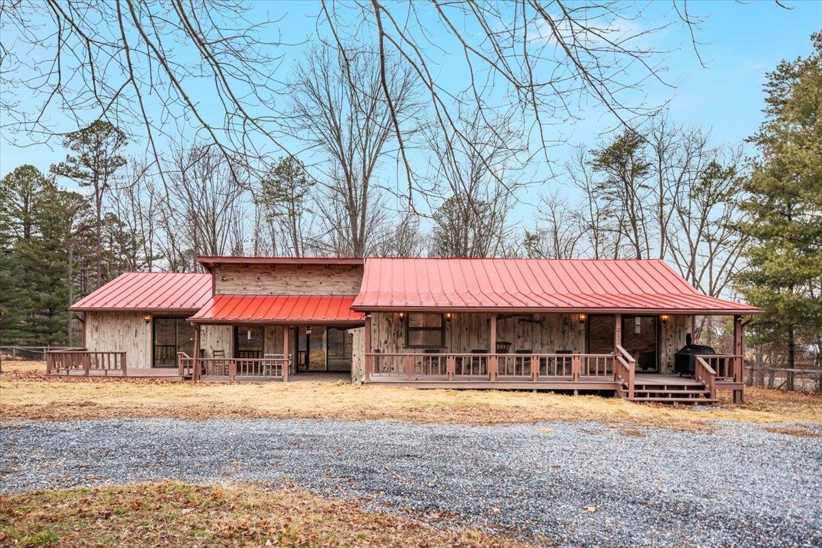 612 PAINE RUN RD, GROTTOES, Virginia 24441, 3 Bedrooms Bedrooms, ,2 BathroomsBathrooms,Residential,612 PAINE RUN RD,673986 MLS # 673986