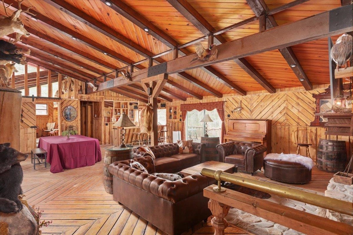 612 PAINE RUN RD, GROTTOES, Virginia 24441, 3 Bedrooms Bedrooms, ,2 BathroomsBathrooms,Residential,612 PAINE RUN RD,673986 MLS # 673986