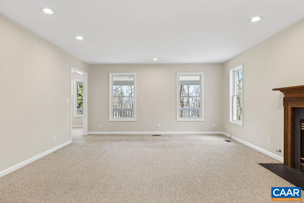 9 DOGWOOD LN, NELLYSFORD, Virginia 22958, 3 Bedrooms Bedrooms, ,2 BathroomsBathrooms,Residential,9 DOGWOOD LN,674094 MLS # 674094