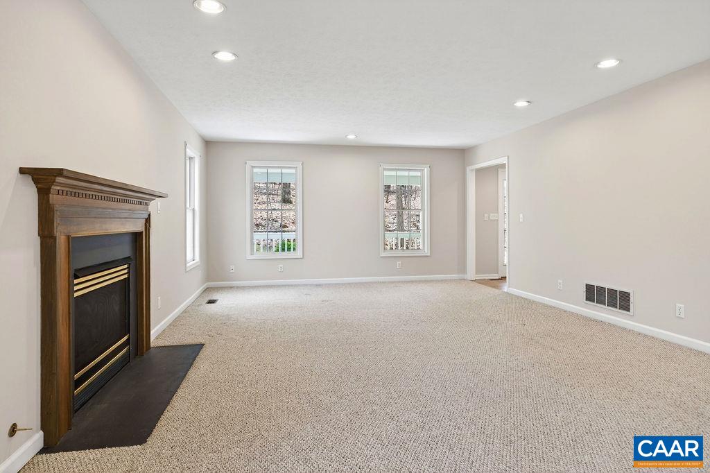 9 DOGWOOD LN, NELLYSFORD, Virginia 22958, 3 Bedrooms Bedrooms, ,2 BathroomsBathrooms,Residential,9 DOGWOOD LN,674094 MLS # 674094