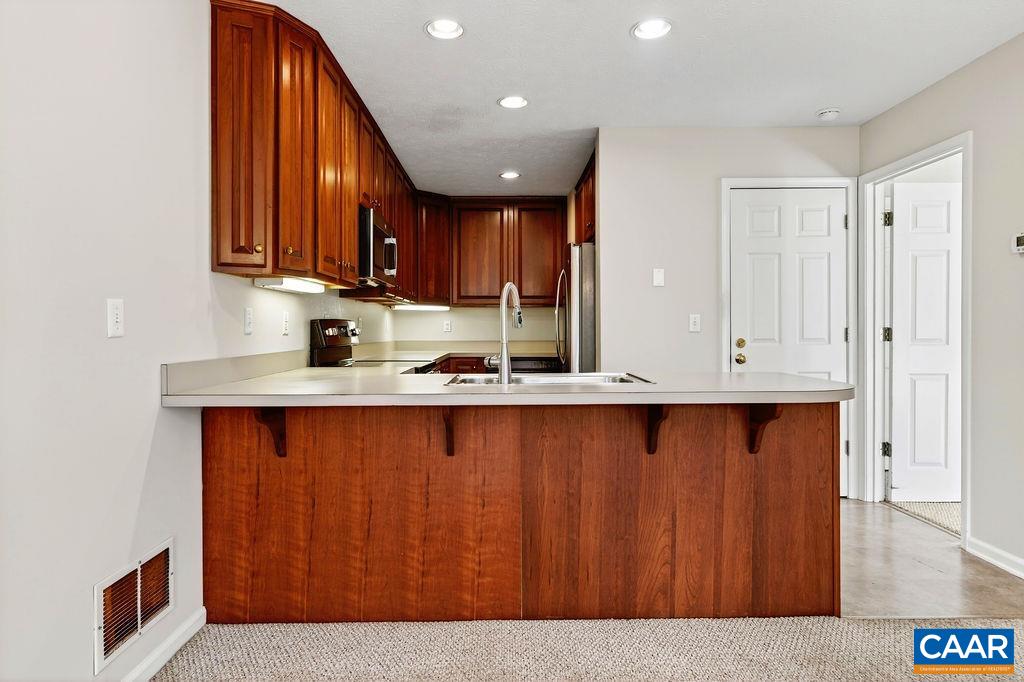 9 DOGWOOD LN, NELLYSFORD, Virginia 22958, 3 Bedrooms Bedrooms, ,2 BathroomsBathrooms,Residential,9 DOGWOOD LN,674094 MLS # 674094