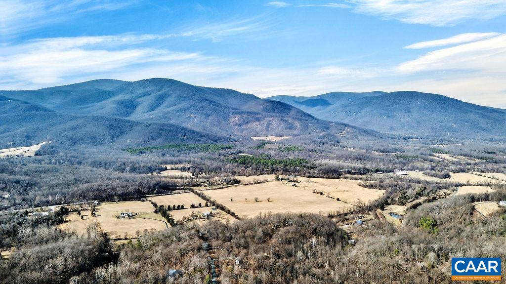 9 DOGWOOD LN, NELLYSFORD, Virginia 22958, 3 Bedrooms Bedrooms, ,2 BathroomsBathrooms,Residential,9 DOGWOOD LN,674094 MLS # 674094