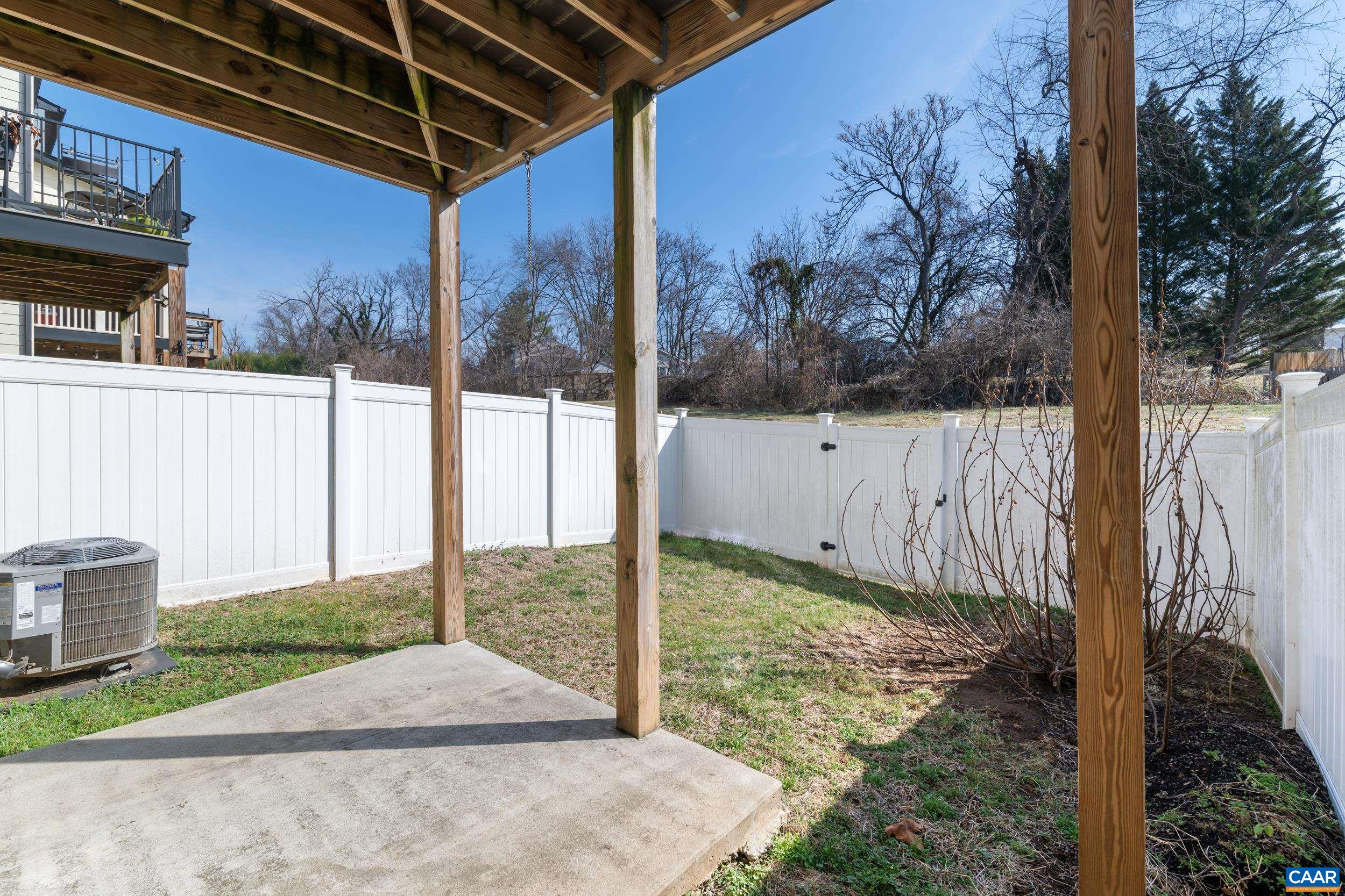 152 JUNCTION LN, CHARLOTTESVILLE, Virginia 22902, 3 Bedrooms Bedrooms, ,3 BathroomsBathrooms,Residential,152 JUNCTION LN,674105 MLS # 674105