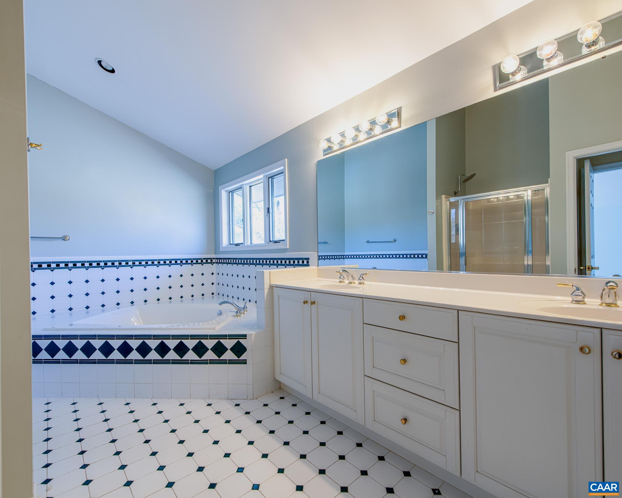 5294 MARKWOOD RD, EARLYSVILLE, Virginia 22936, 6 Bedrooms Bedrooms, ,3 BathroomsBathrooms,Residential,Country Estate Blue Ridge Views,5294 MARKWOOD RD,674148 MLS # 674148