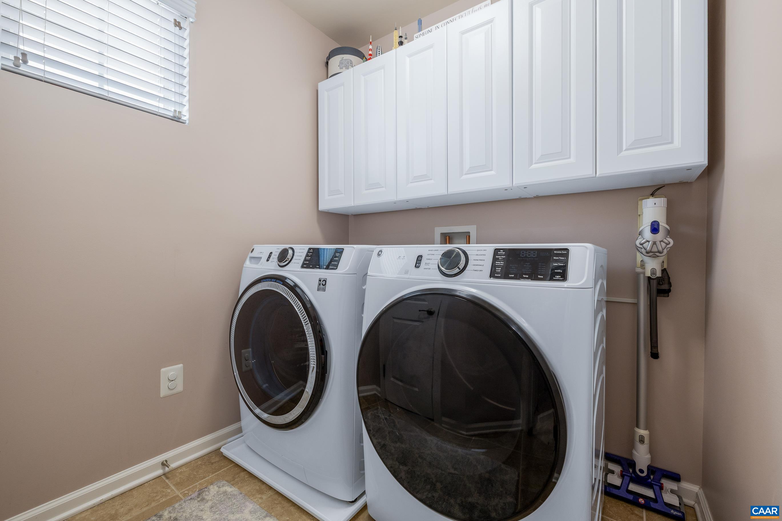 2308 JERSEY PINE RDG, CHARLOTTESVILLE, Virginia 22911, 3 Bedrooms Bedrooms, ,3 BathroomsBathrooms,Residential,2308 JERSEY PINE RDG,674150 MLS # 674150