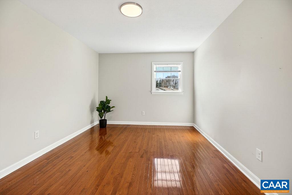 205 STONEWALL DR, WAYNESBORO, Virginia 22980, 4 Bedrooms Bedrooms, ,3 BathroomsBathrooms,Residential,205 STONEWALL DR,674153 MLS # 674153