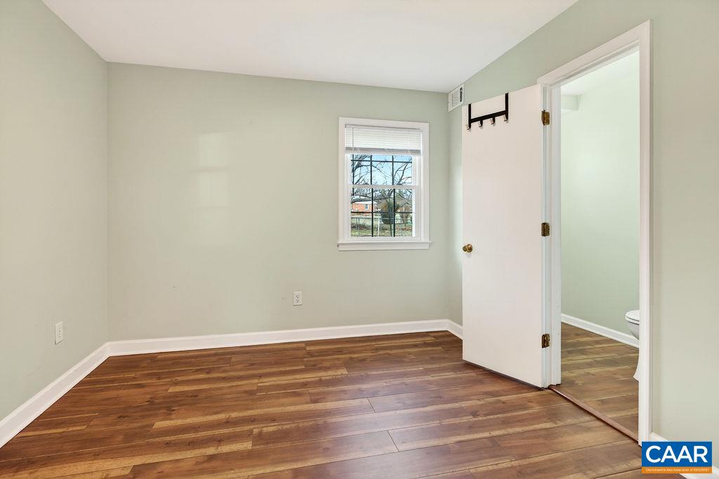 205 STONEWALL DR, WAYNESBORO, Virginia 22980, 4 Bedrooms Bedrooms, ,3 BathroomsBathrooms,Residential,205 STONEWALL DR,674153 MLS # 674153