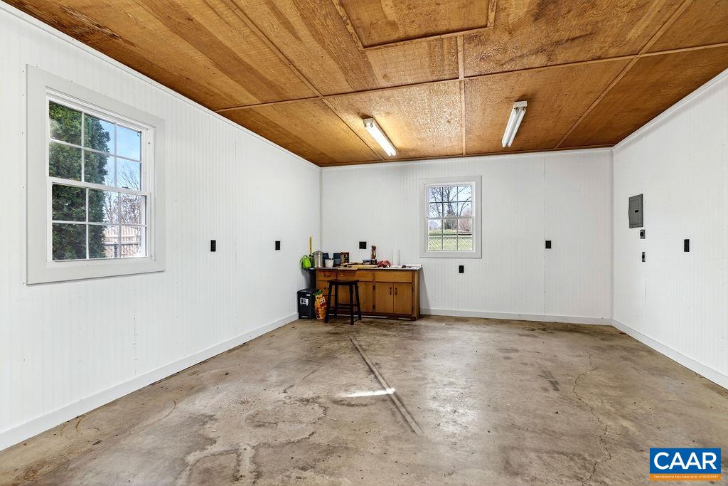 205 STONEWALL DR, WAYNESBORO, Virginia 22980, 4 Bedrooms Bedrooms, ,3 BathroomsBathrooms,Residential,205 STONEWALL DR,674153 MLS # 674153