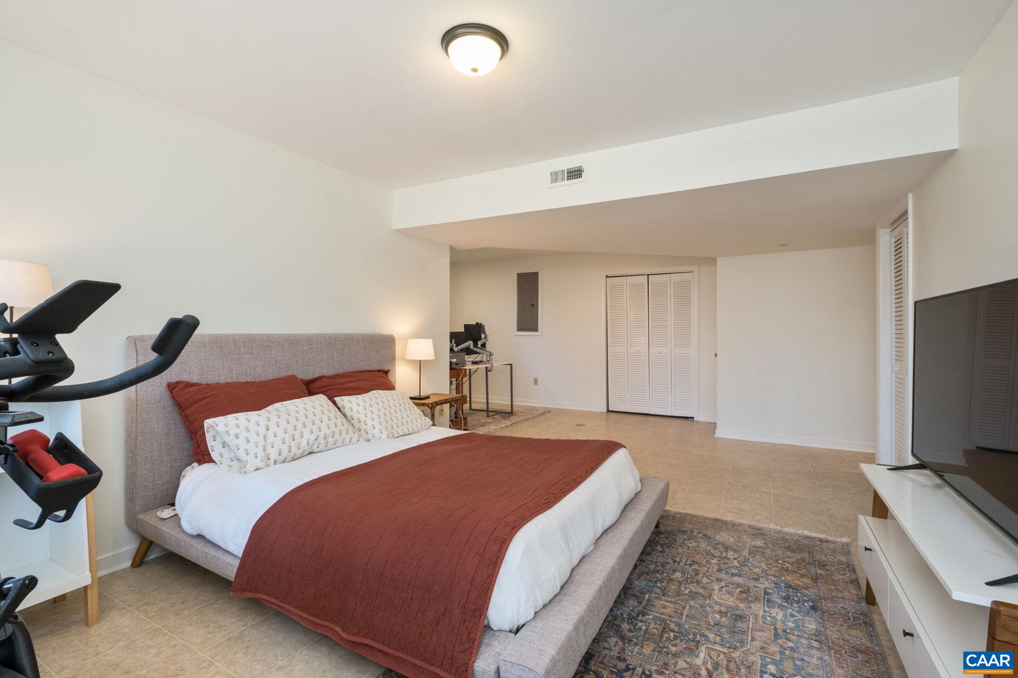 274 GREY DOVE LN, CHARLOTTESVILLE, Virginia 22903, 3 Bedrooms Bedrooms, ,3 BathroomsBathrooms,Residential,274 GREY DOVE LN,674178 MLS # 674178