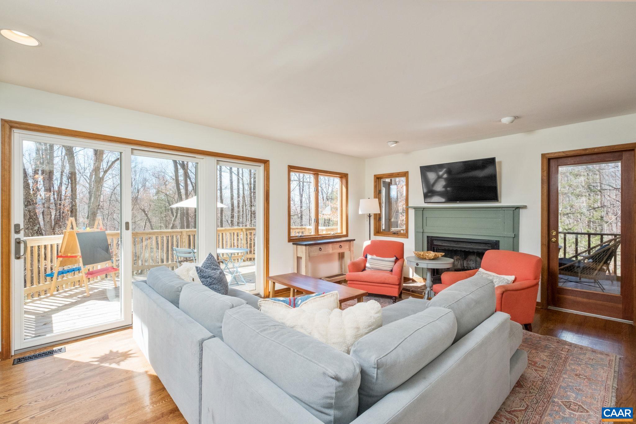 274 GREY DOVE LN, CHARLOTTESVILLE, Virginia 22903, 3 Bedrooms Bedrooms, ,3 BathroomsBathrooms,Residential,274 GREY DOVE LN,674178 MLS # 674178