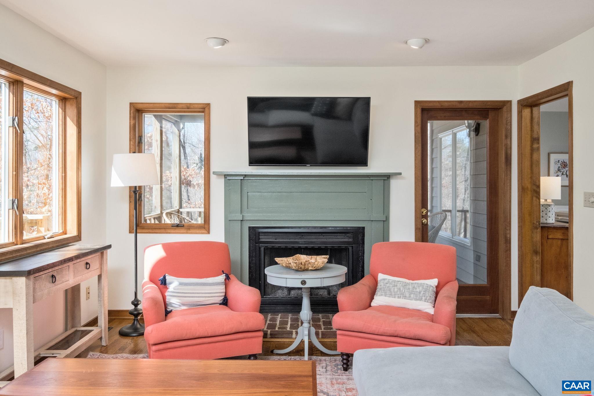 274 GREY DOVE LN, CHARLOTTESVILLE, Virginia 22903, 3 Bedrooms Bedrooms, ,3 BathroomsBathrooms,Residential,274 GREY DOVE LN,674178 MLS # 674178