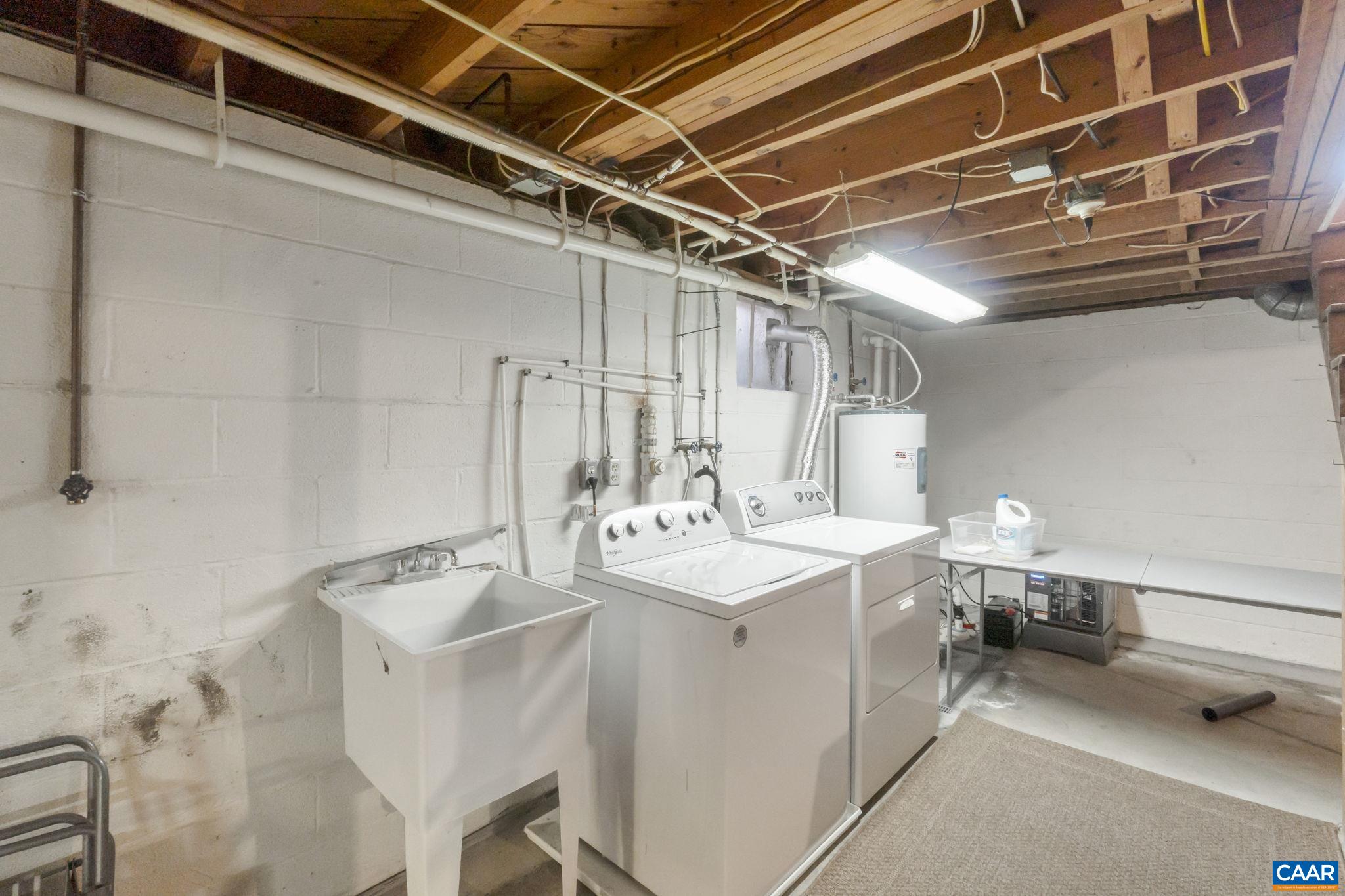 2310 TARLETON DR, CHARLOTTESVILLE, Virginia 22901, 3 Bedrooms Bedrooms, ,2 BathroomsBathrooms,Residential,2310 TARLETON DR,674217 MLS # 674217