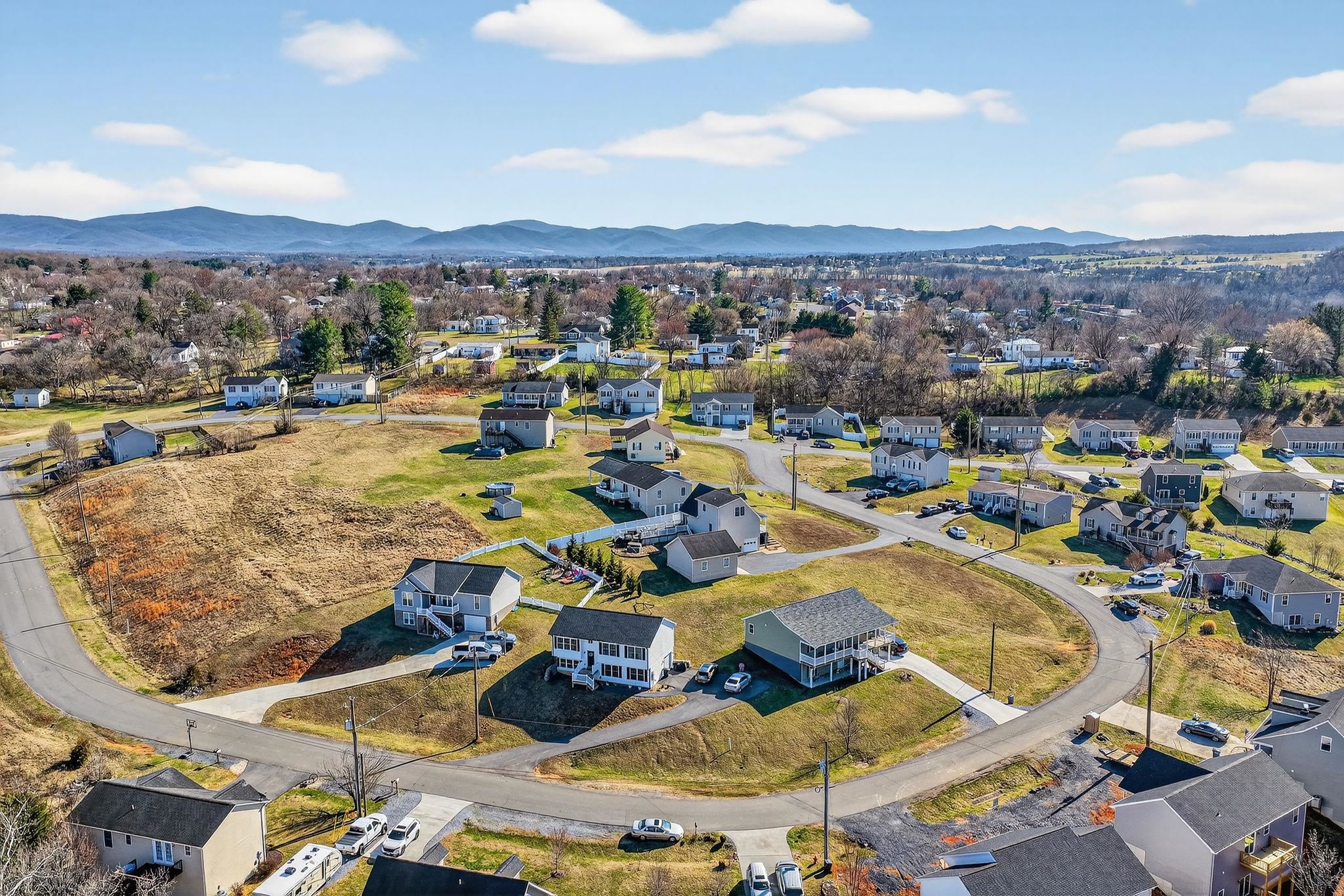 235 LOCUSTDALE LOOP, SHENANDOAH, Virginia 22849, 4 Bedrooms Bedrooms, ,3 BathroomsBathrooms,Residential,235 LOCUSTDALE LOOP,674233 MLS # 674233