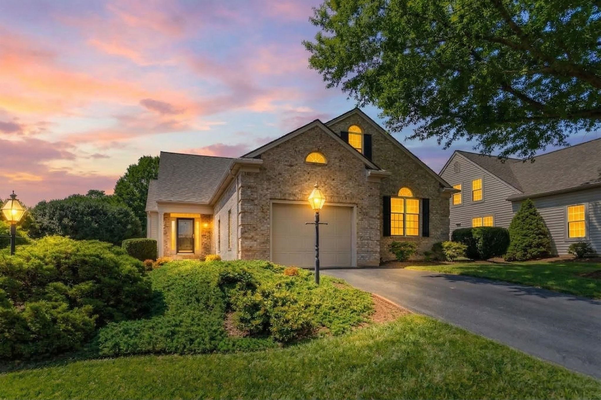 108 QUEENS CT, WAYNESBORO, Virginia 22980, 2 Bedrooms Bedrooms, ,2 BathroomsBathrooms,Residential,108 QUEENS CT,674234 MLS # 674234