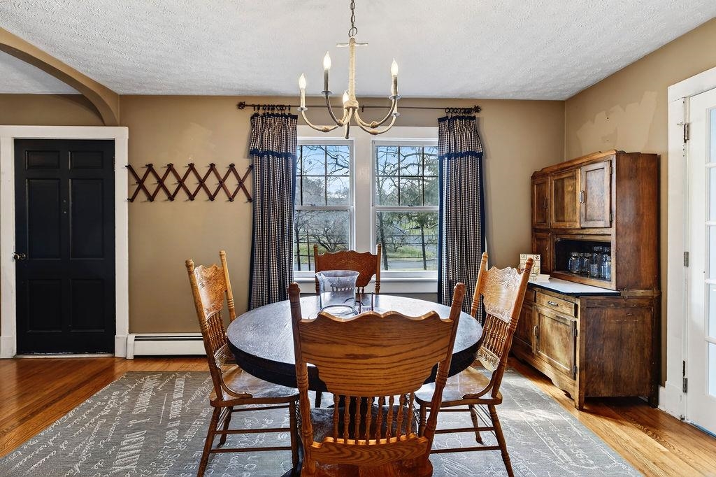 1521 CHURCHVILLE AVE, STAUNTON, Virginia 24401, 3 Bedrooms Bedrooms, ,1 BathroomBathrooms,Residential,1521 CHURCHVILLE AVE,674235 MLS # 674235