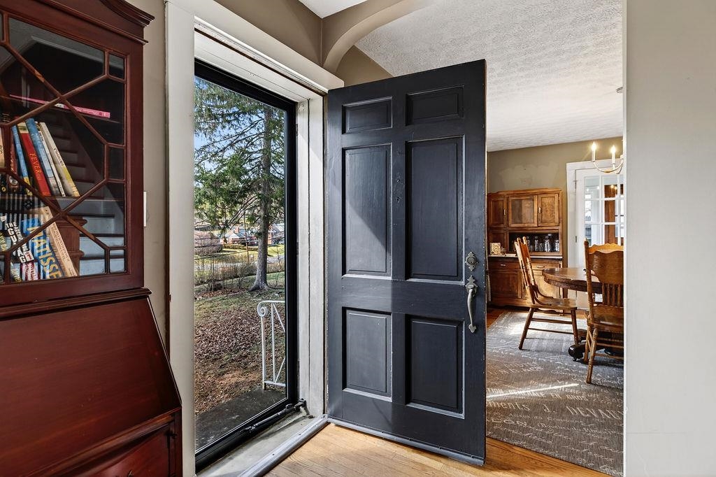 1521 CHURCHVILLE AVE, STAUNTON, Virginia 24401, 3 Bedrooms Bedrooms, ,1 BathroomBathrooms,Residential,1521 CHURCHVILLE AVE,674235 MLS # 674235