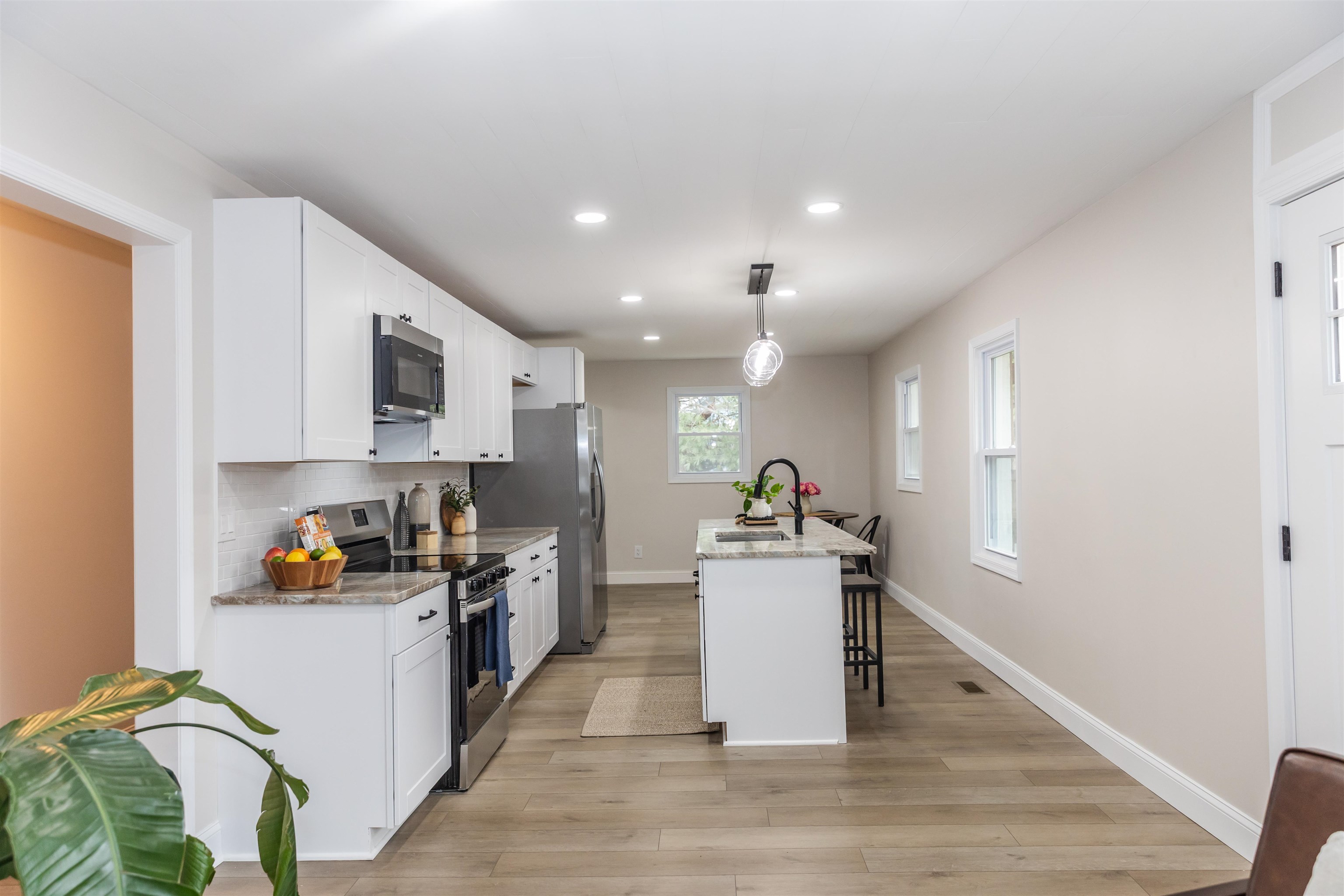 838 CAREY ST, BUENA VISTA, Virginia 24416, 3 Bedrooms Bedrooms, ,2 BathroomsBathrooms,Residential,838 CAREY ST,674237 MLS # 674237 838 CAREY ST, BUENA VISTA, Virginia 24416, 3 Bedrooms Bedrooms, ,2 BathroomsBathrooms,Residential,838 CAREY ST,674237 MLS # 674237