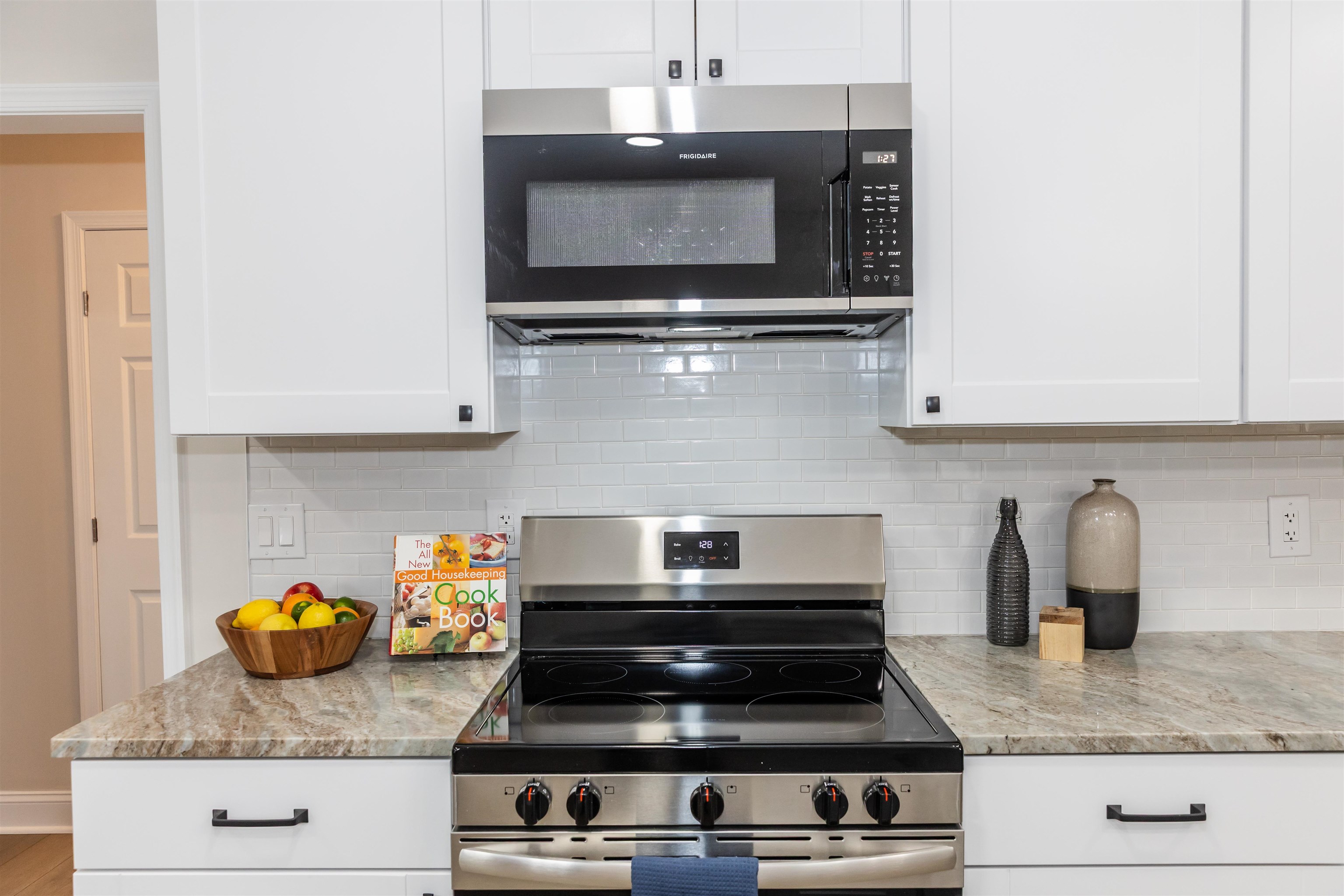 838 CAREY ST, BUENA VISTA, Virginia 24416, 3 Bedrooms Bedrooms, ,2 BathroomsBathrooms,Residential,838 CAREY ST,674237 MLS # 674237 838 CAREY ST, BUENA VISTA, Virginia 24416, 3 Bedrooms Bedrooms, ,2 BathroomsBathrooms,Residential,838 CAREY ST,674237 MLS # 674237