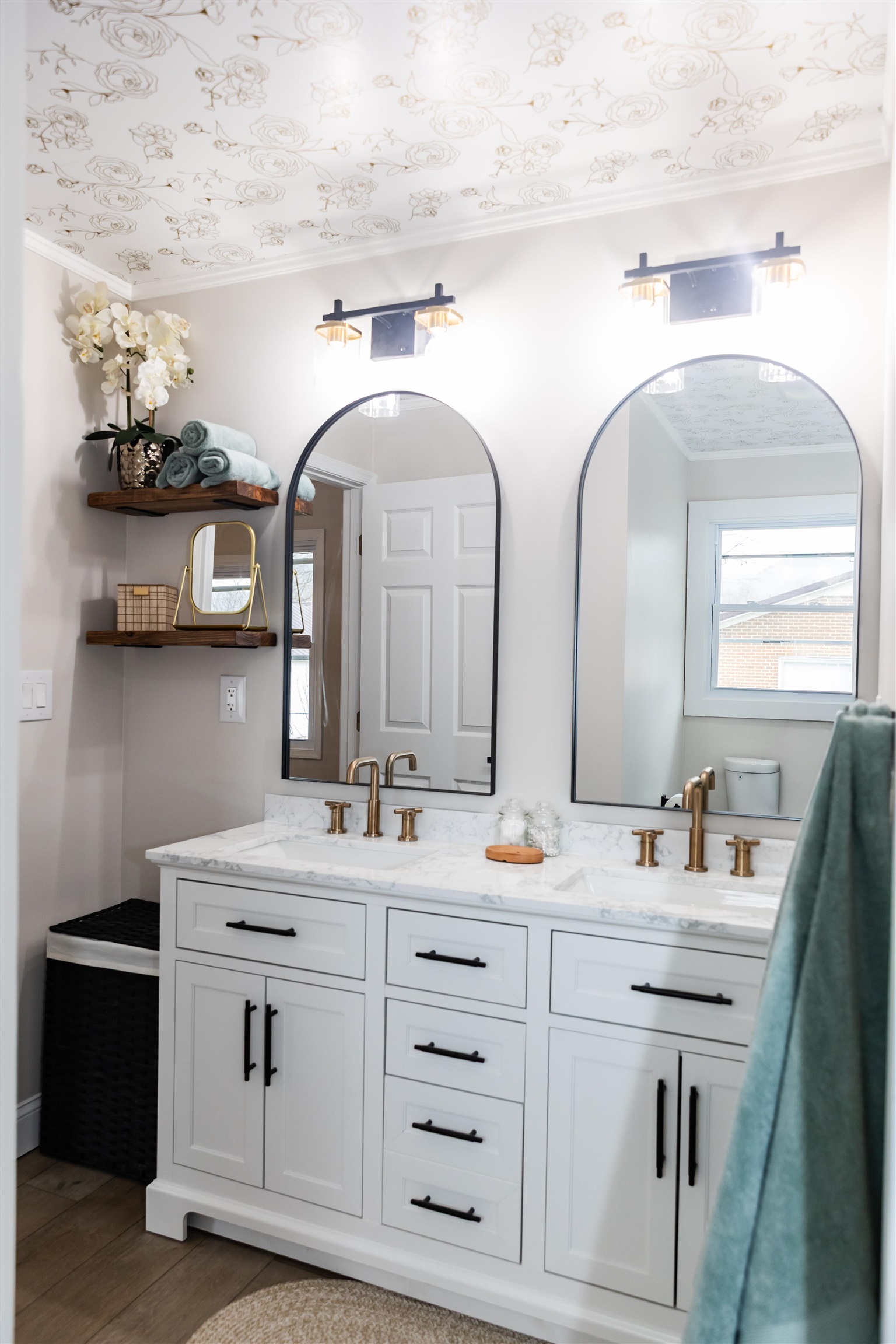 838 CAREY ST, BUENA VISTA, Virginia 24416, 3 Bedrooms Bedrooms, ,2 BathroomsBathrooms,Residential,838 CAREY ST,674237 MLS # 674237 838 CAREY ST, BUENA VISTA, Virginia 24416, 3 Bedrooms Bedrooms, ,2 BathroomsBathrooms,Residential,838 CAREY ST,674237 MLS # 674237