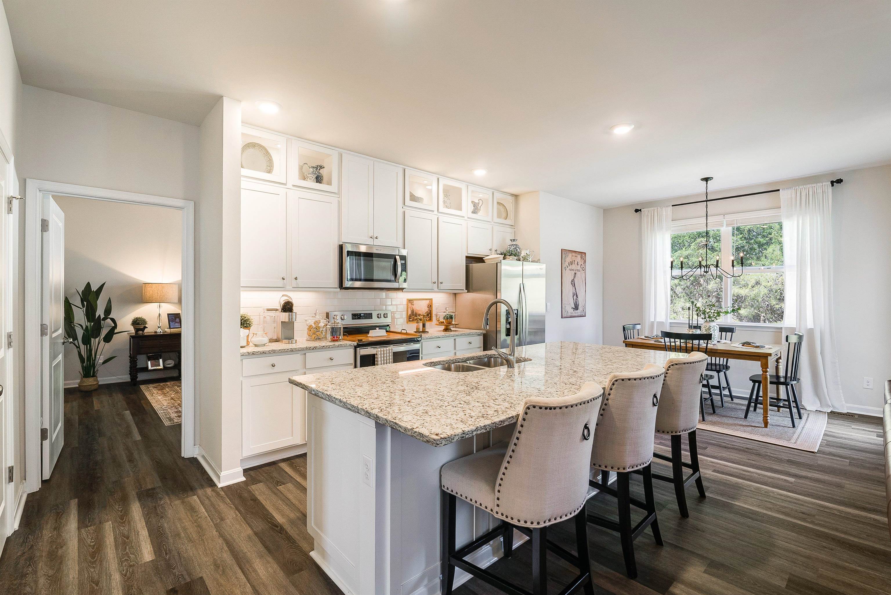 411 STONEWALL JACKSON BLVD, STAUNTON, Virginia 24401, 5 Bedrooms Bedrooms, ,2 BathroomsBathrooms,Residential,411 STONEWALL JACKSON BLVD,674240 MLS # 674240