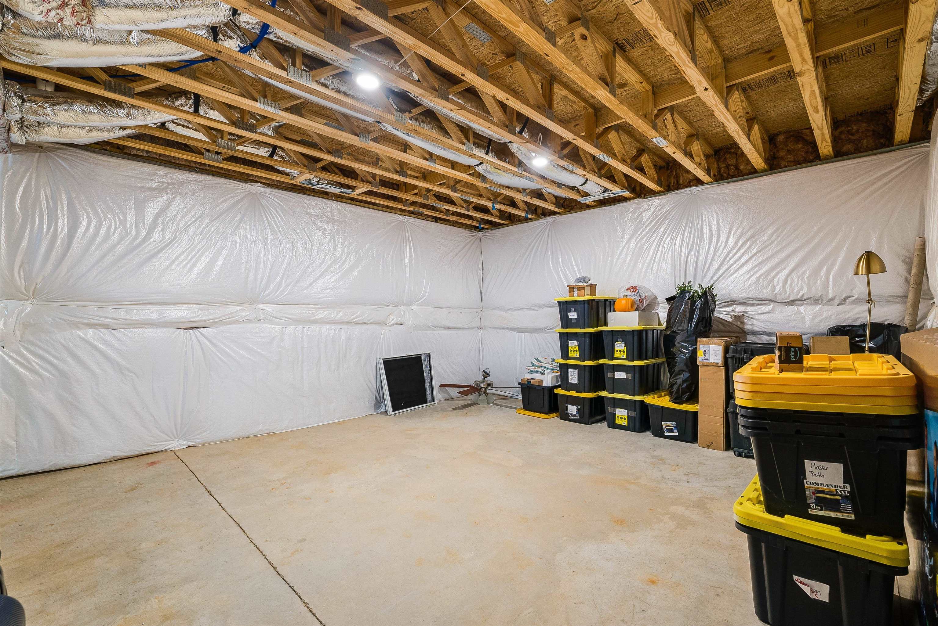 411 STONEWALL JACKSON BLVD, STAUNTON, Virginia 24401, 5 Bedrooms Bedrooms, ,2 BathroomsBathrooms,Residential,411 STONEWALL JACKSON BLVD,674240 MLS # 674240