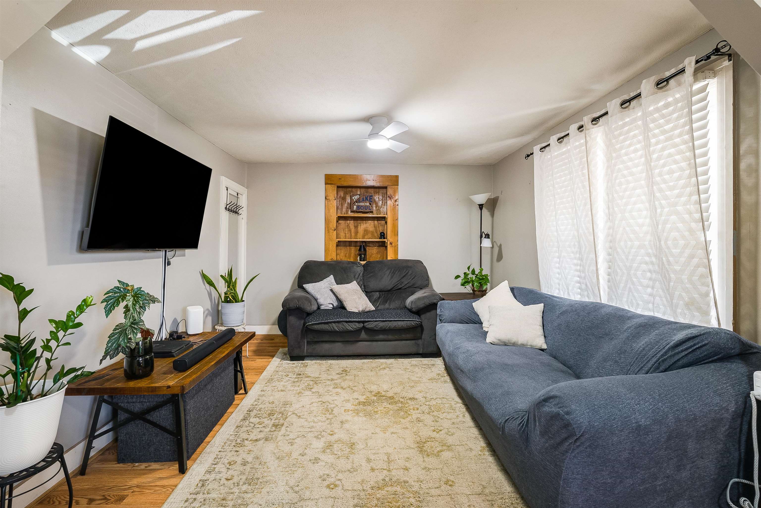 806 RANDOLPH ST, STAUNTON, Virginia 24401, 3 Bedrooms Bedrooms, ,1 BathroomBathrooms,Residential,806 RANDOLPH ST,674241 MLS # 674241