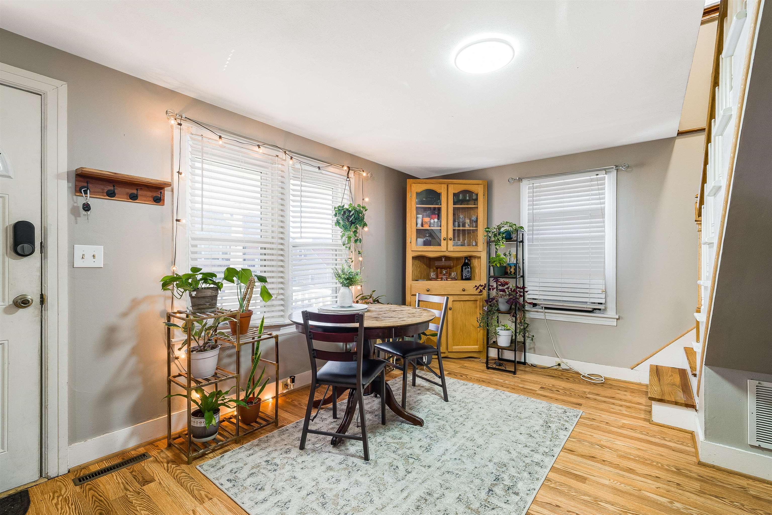 806 RANDOLPH ST, STAUNTON, Virginia 24401, 3 Bedrooms Bedrooms, ,1 BathroomBathrooms,Residential,806 RANDOLPH ST,674241 MLS # 674241