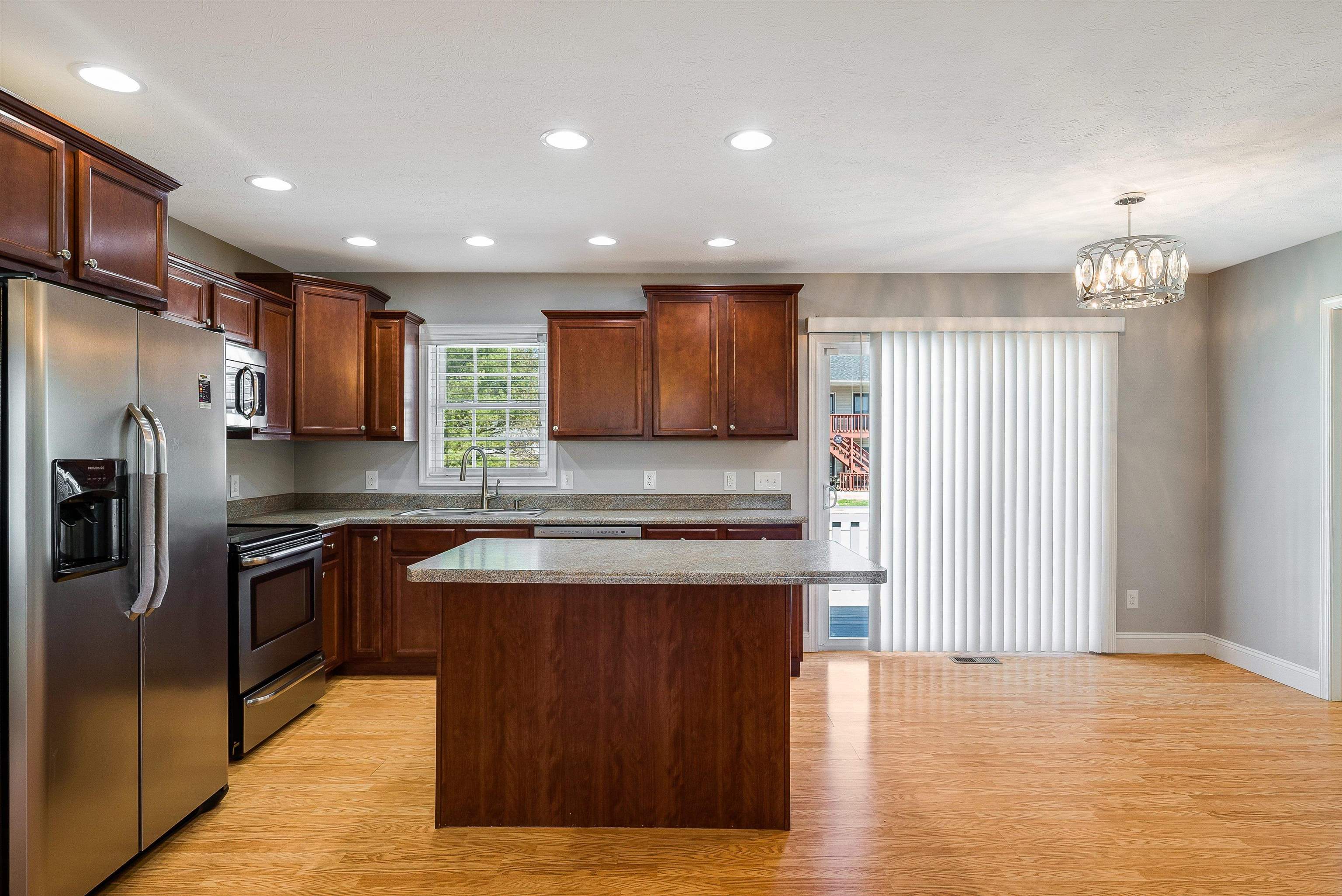 268 DYLAN CIR, BRIDGEWATER, Virginia 22812, 3 Bedrooms Bedrooms, ,2 BathroomsBathrooms,Residential,268 DYLAN CIR,674245 MLS # 674245