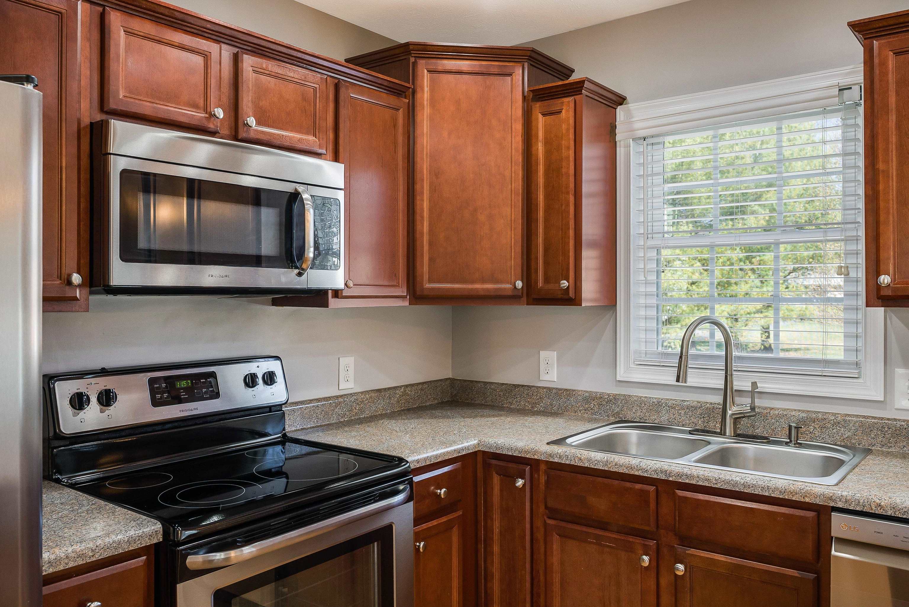 268 DYLAN CIR, BRIDGEWATER, Virginia 22812, 3 Bedrooms Bedrooms, ,2 BathroomsBathrooms,Residential,268 DYLAN CIR,674245 MLS # 674245