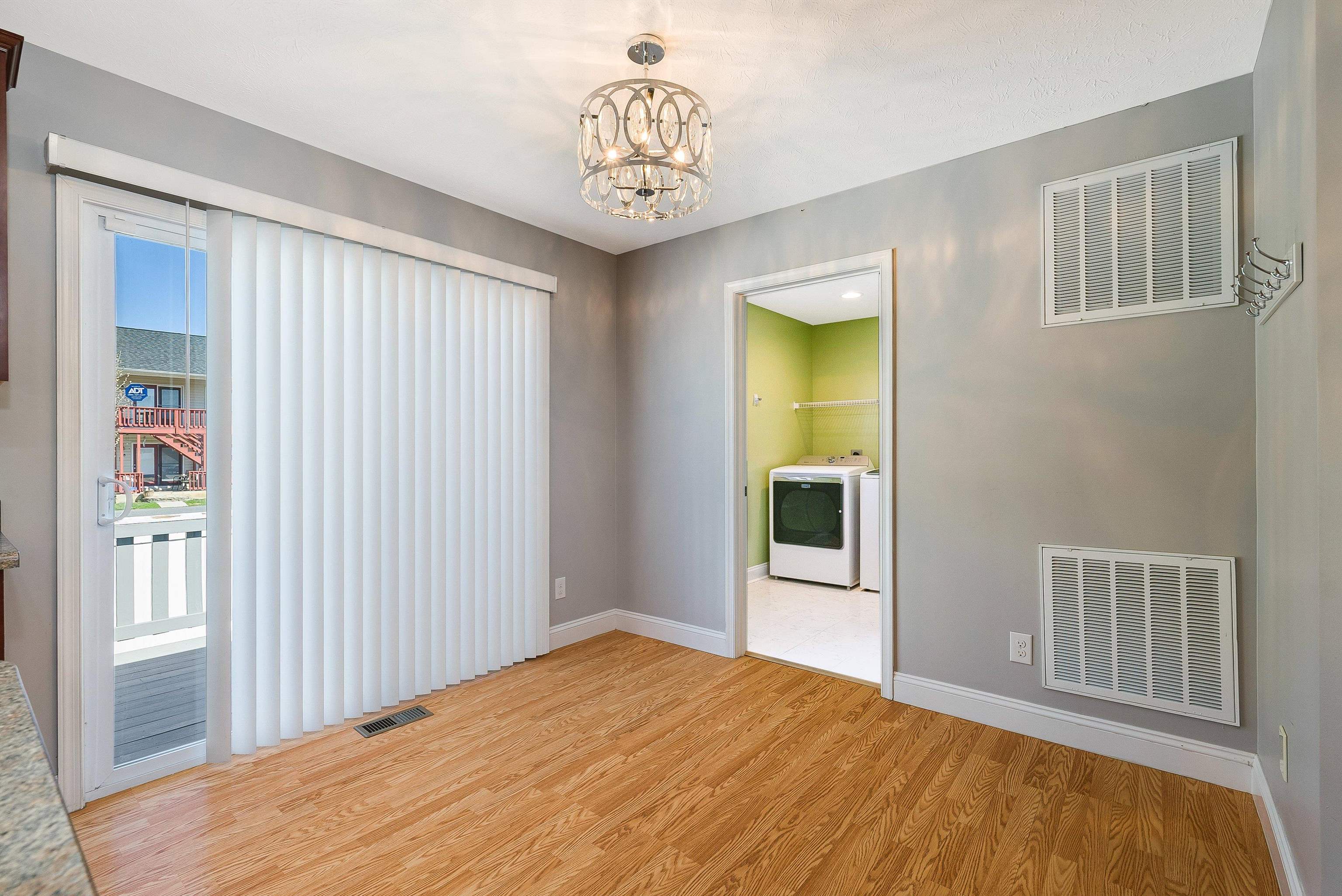 268 DYLAN CIR, BRIDGEWATER, Virginia 22812, 3 Bedrooms Bedrooms, ,2 BathroomsBathrooms,Residential,268 DYLAN CIR,674245 MLS # 674245